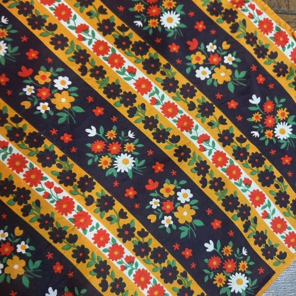 Glentex Vintage 70s Orange Brown Cottage Floral Acetate Rectangular Scarf